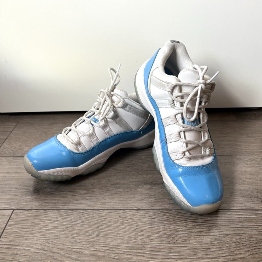 Nike Air Jordan 11 Retro Low White University Blue UNC - 6.5 Y